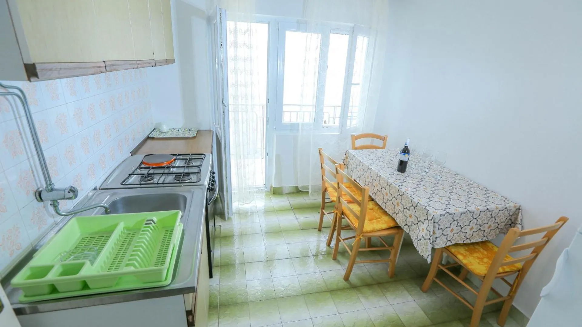 Apartments Venis Savar