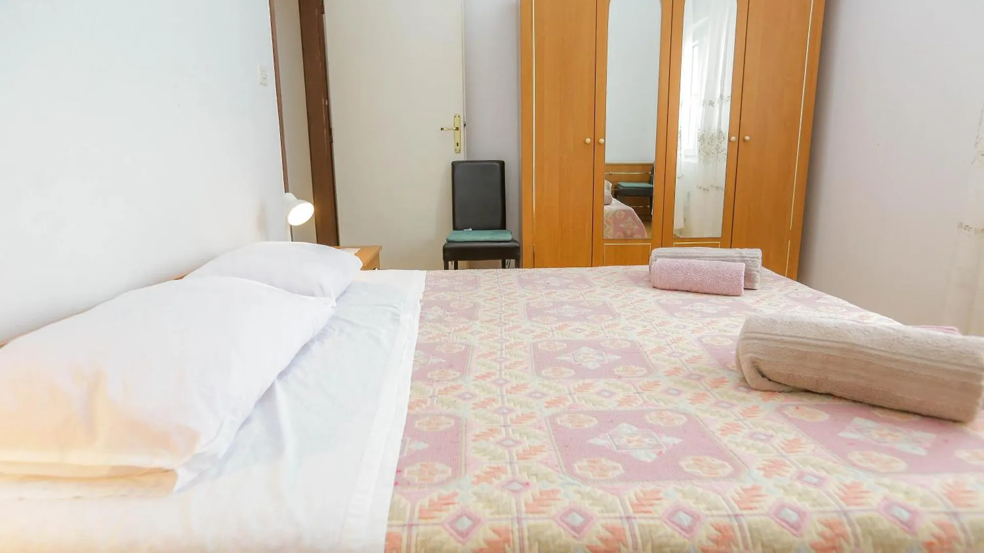 Apartments Venis Savar