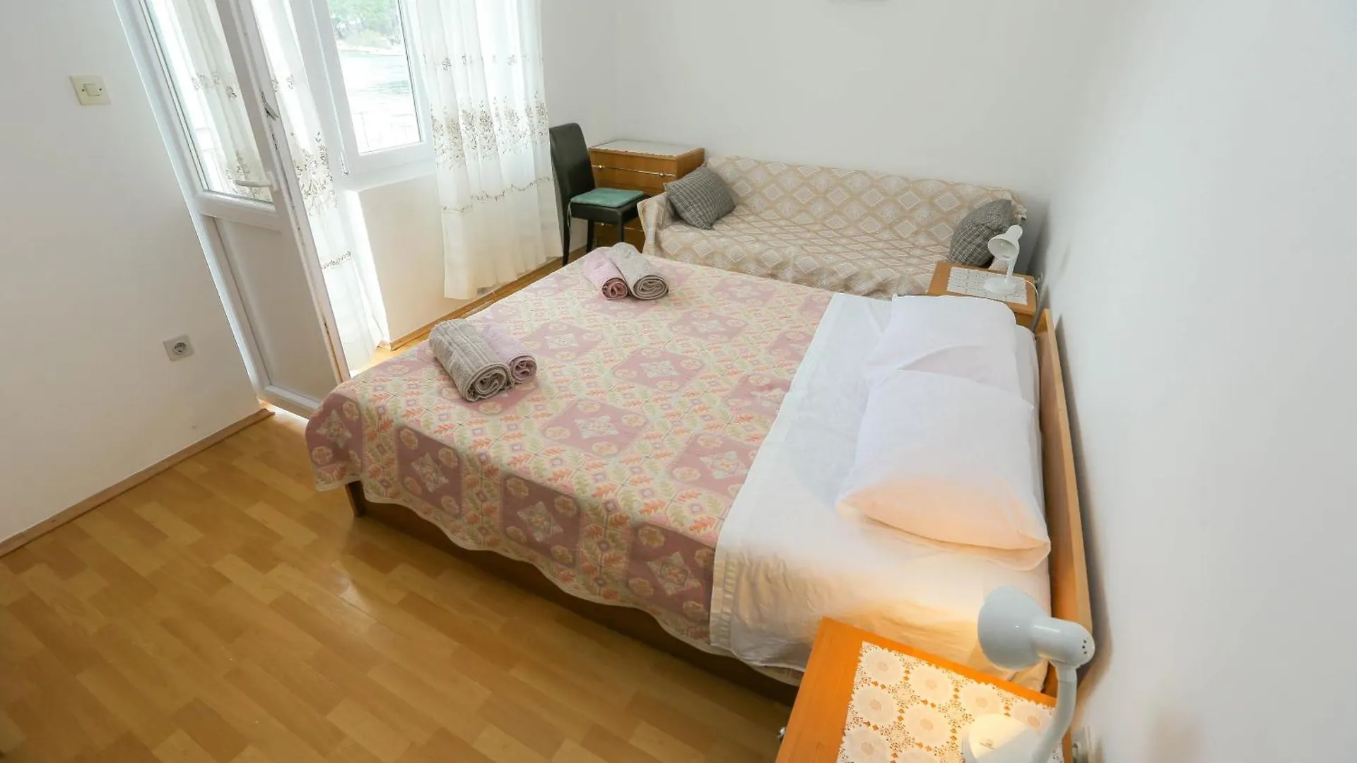 Apartments Venis Savar