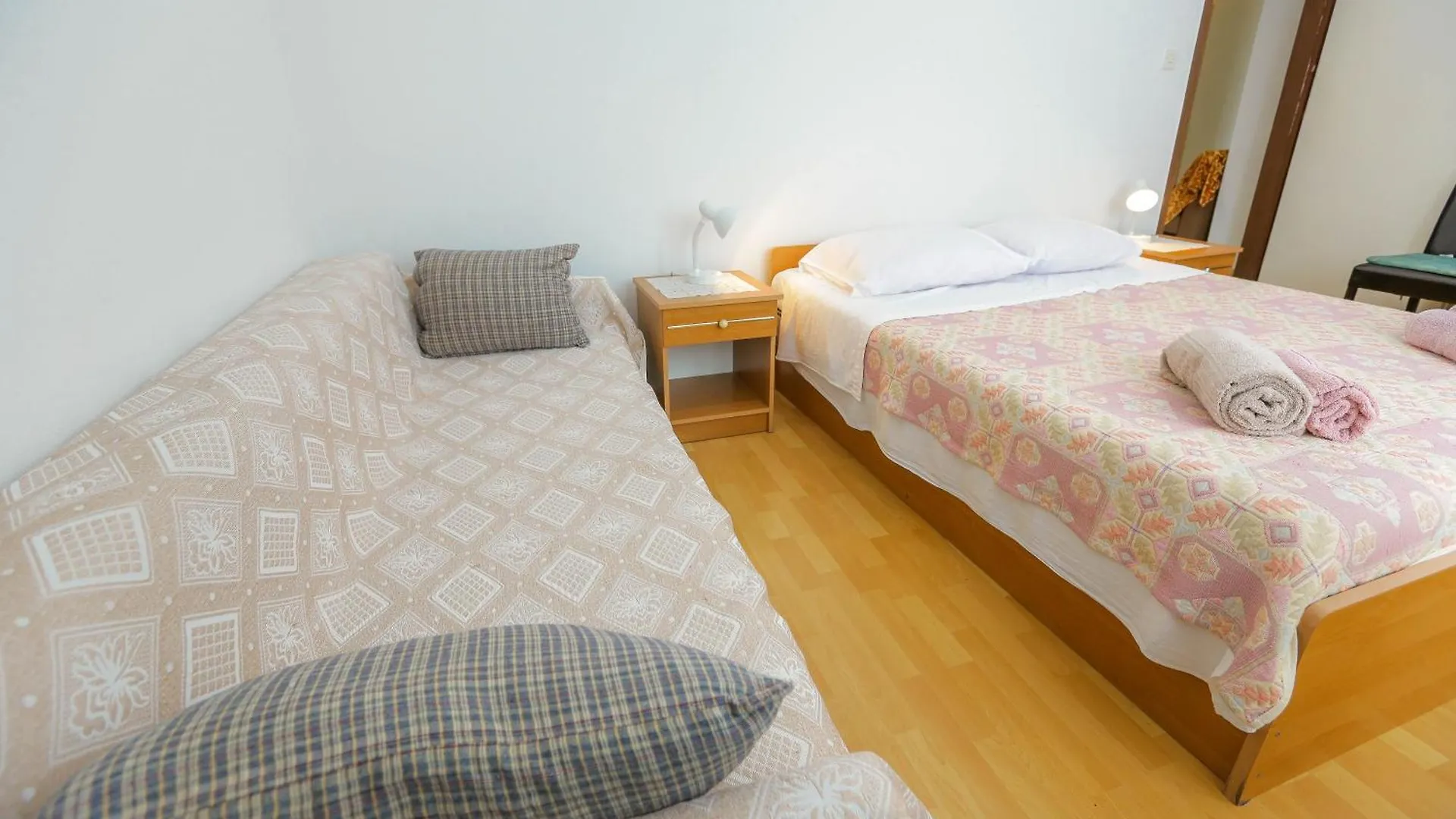 Apartments Venis Savar