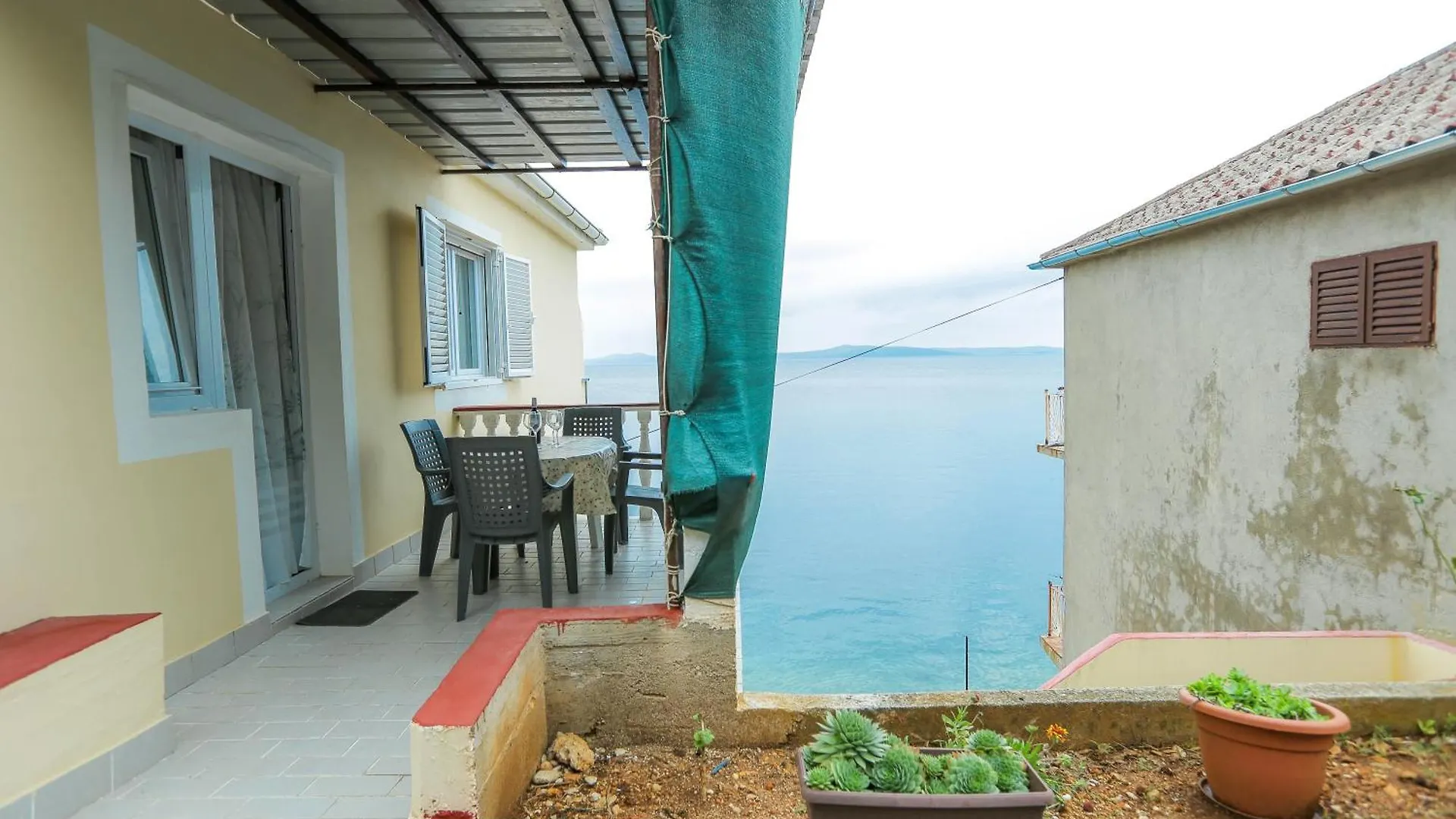 Apartments Venis Savar