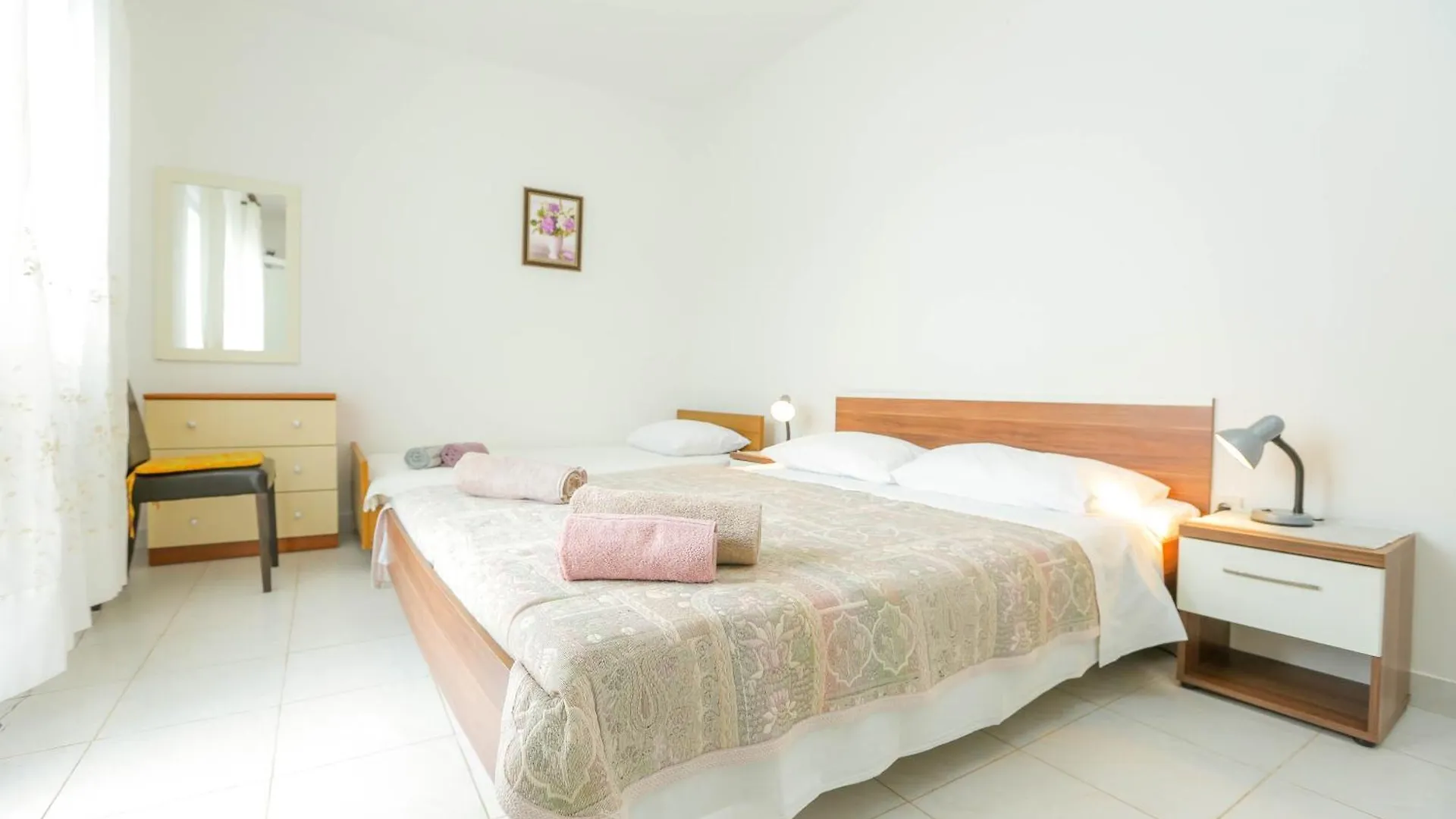 Apartments Venis Savar