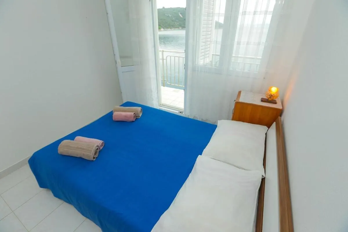 Apartments Venis Savar