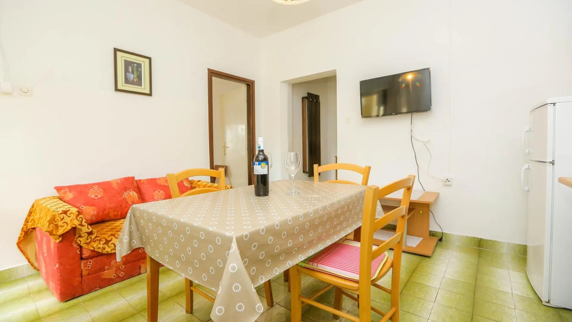 Apartments Venis Savar