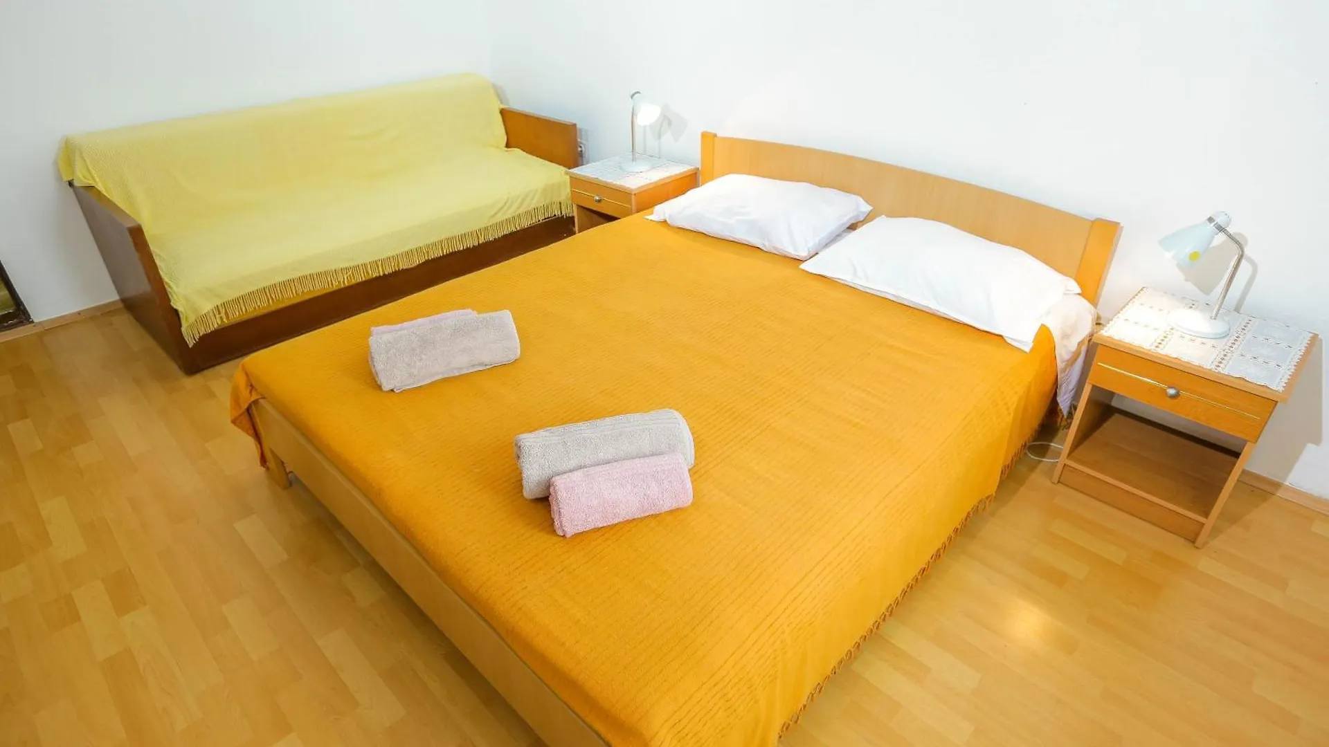 Apartments Venis Savar