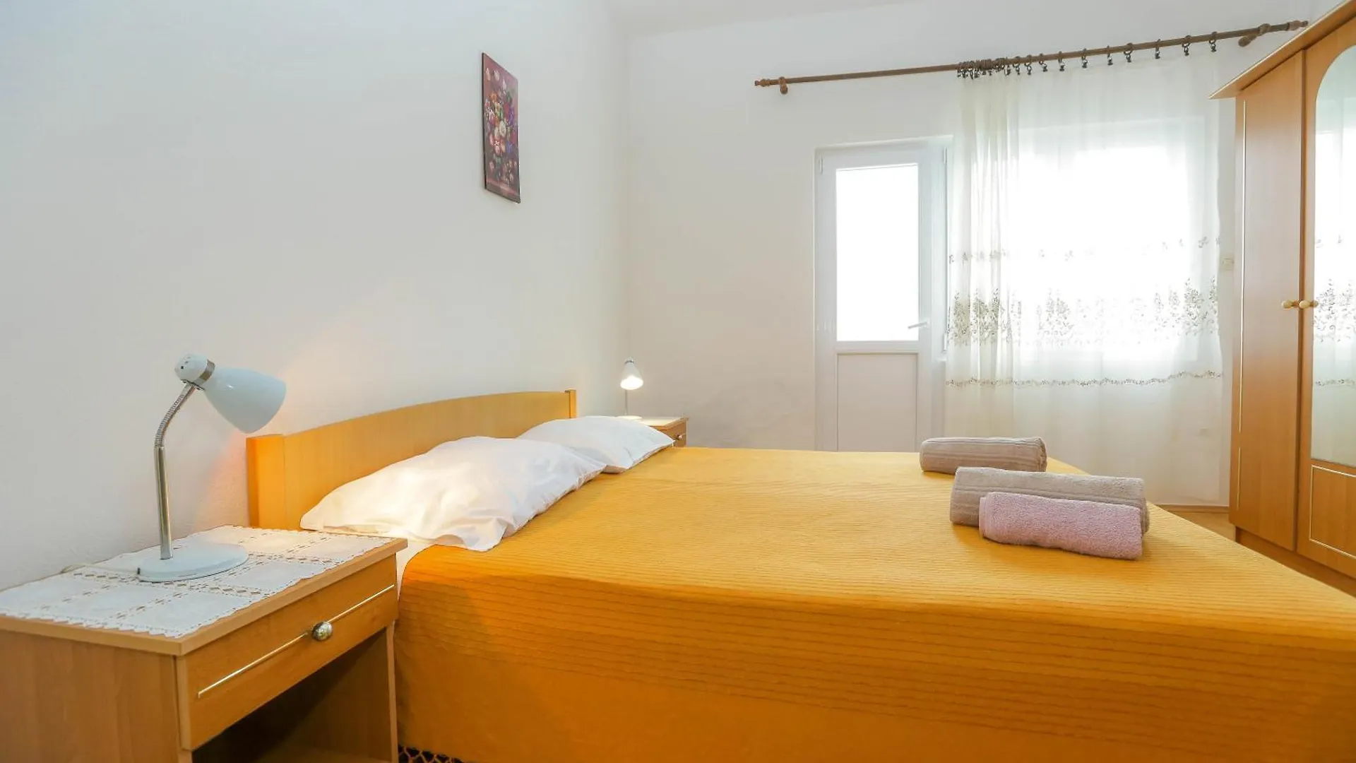 Apartments Venis Savar 0*,