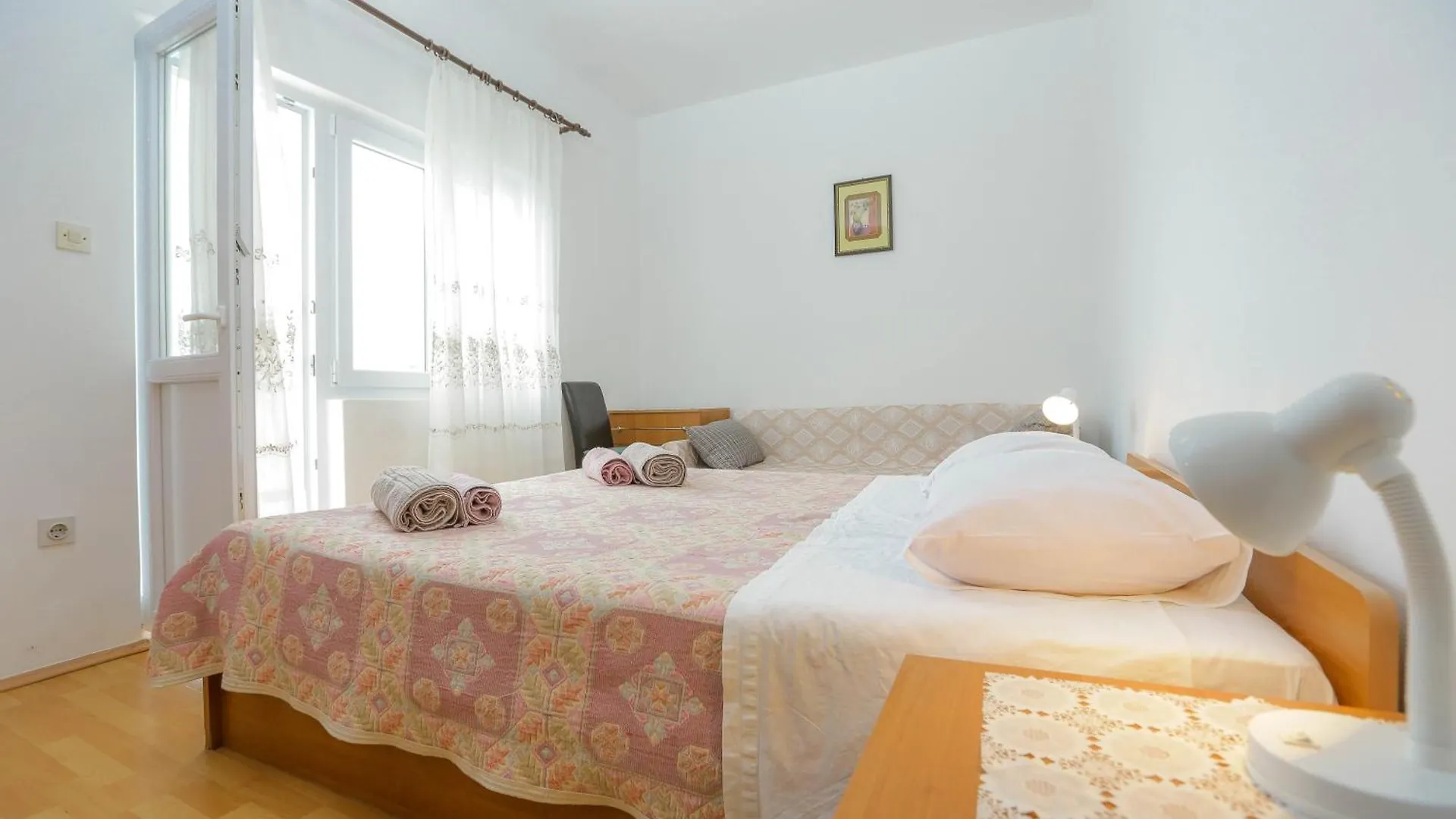 Apartments Venis Savar 0*,