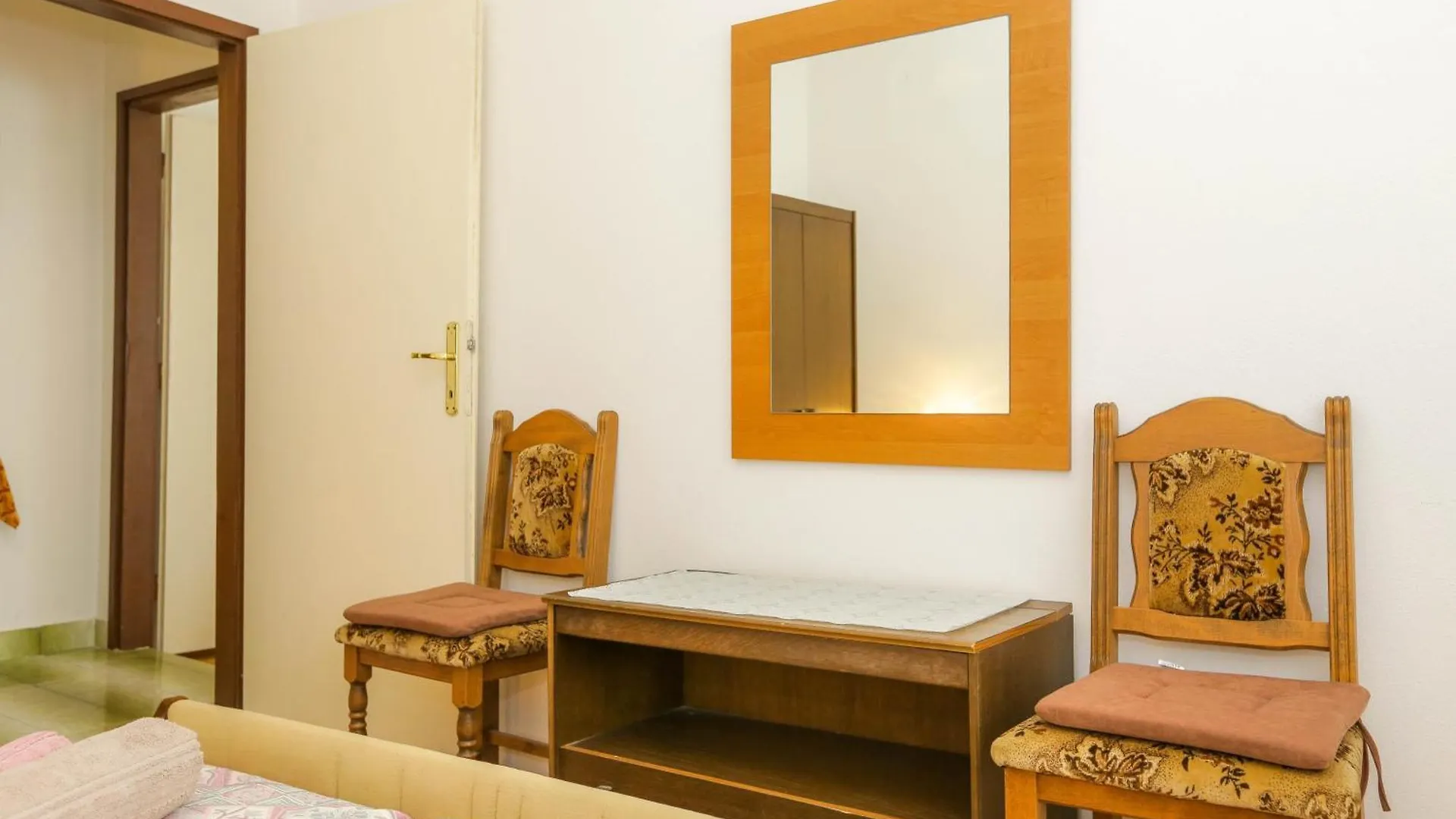 Apartments Venis Savar 크로아티아