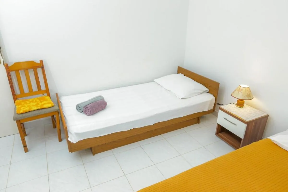Apartments Venis Savar 크로아티아